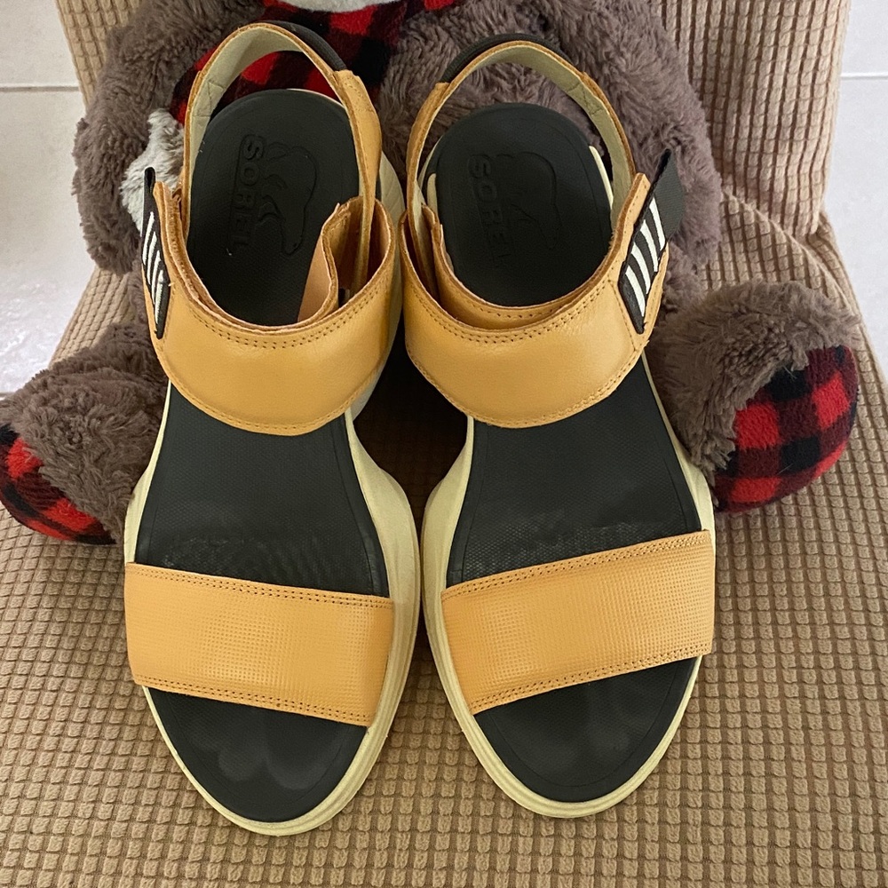 Sorel Women's Sandals - Beige and Black